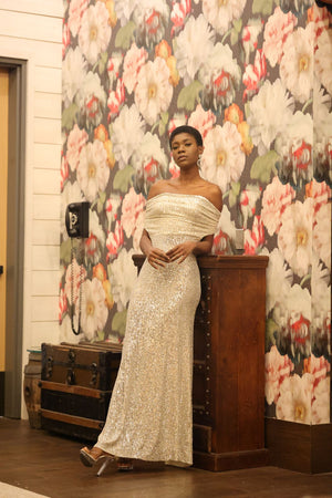 HOK House Of KLynn Couture Silver Sequins Luxury Gown Open Back Evening Event Gala Vogue